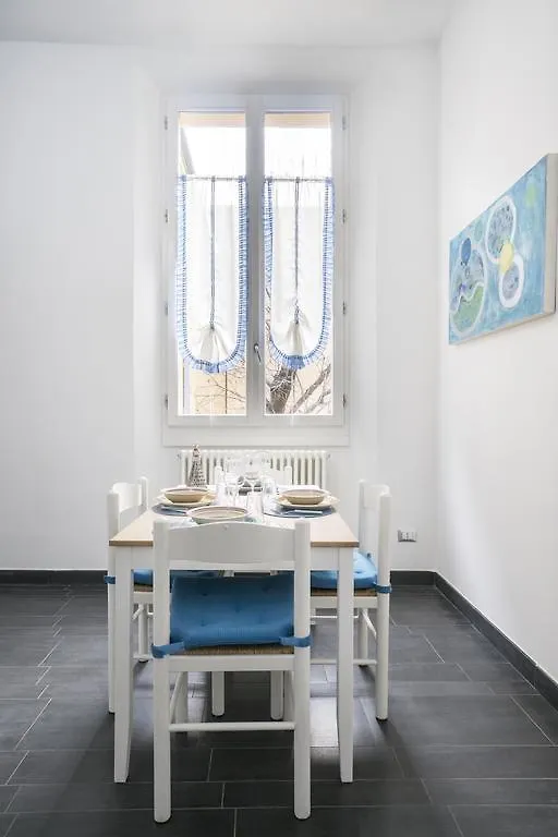 Apartment Opera House By Studio Vita Bologna Italy